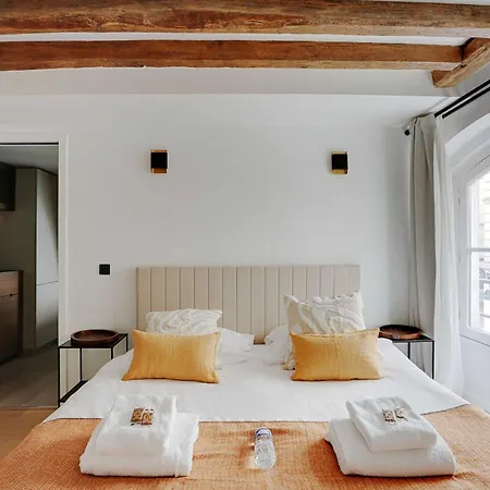 Cosy Near The Louvre Museum Apartment *