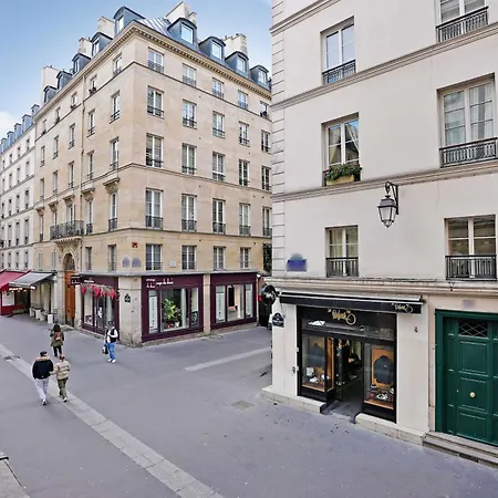 Cosy Near The Louvre Museum *